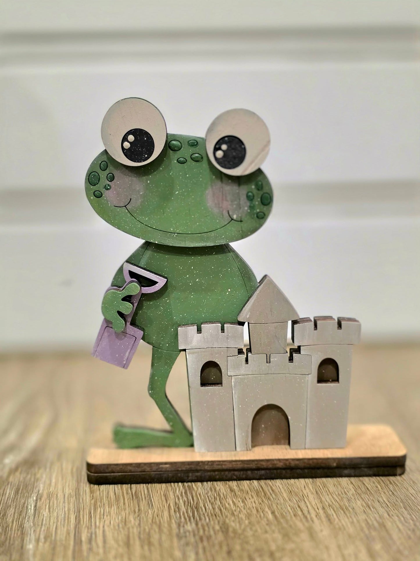 Frog Sitter- Sand Castle
