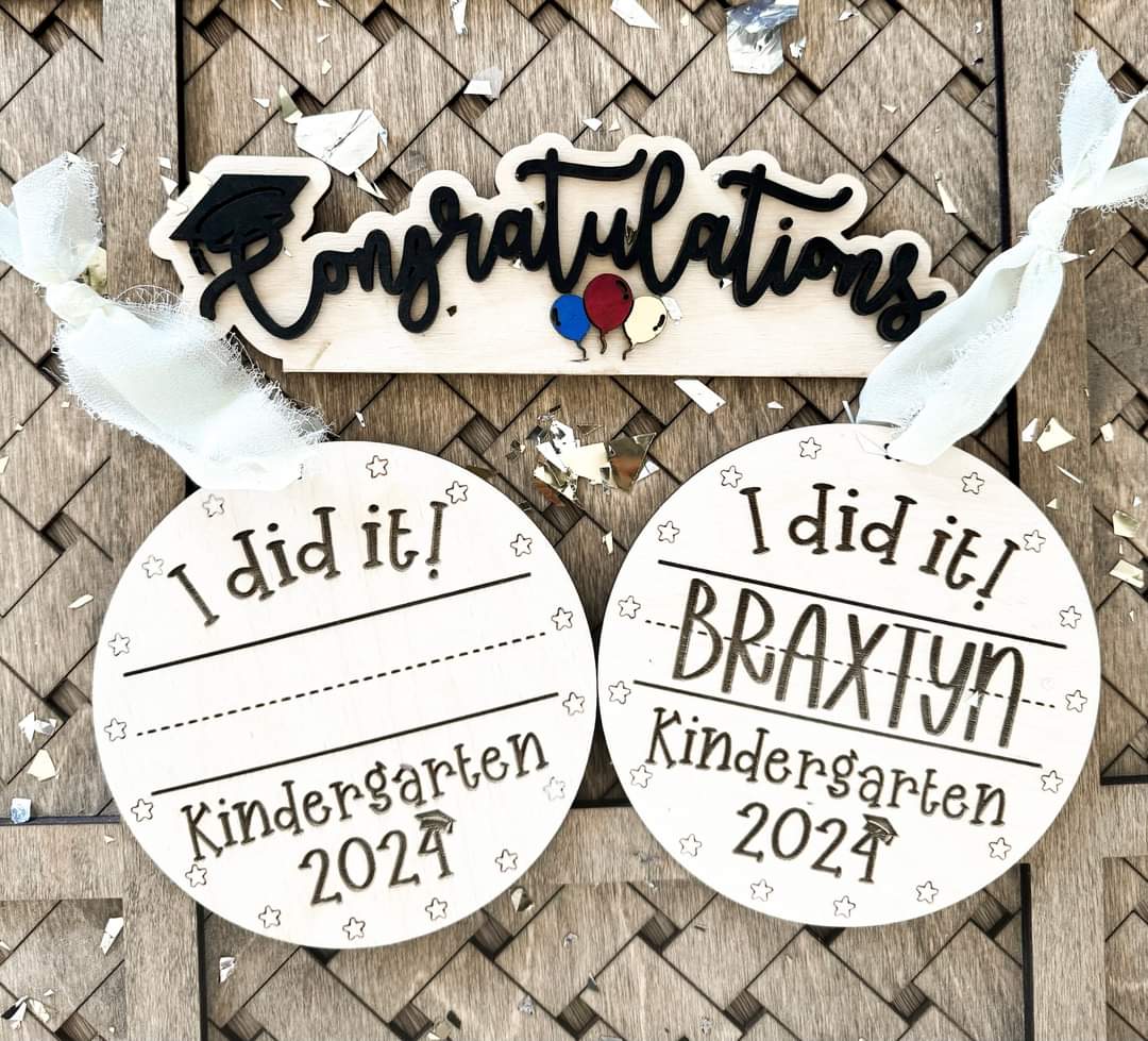 Kindergarten/Preschool Graduation Hanger