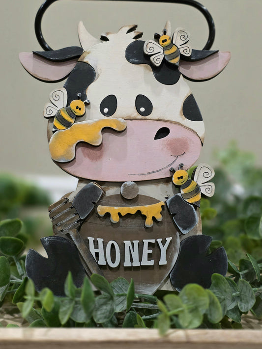 Bee Cow Shelf sitter