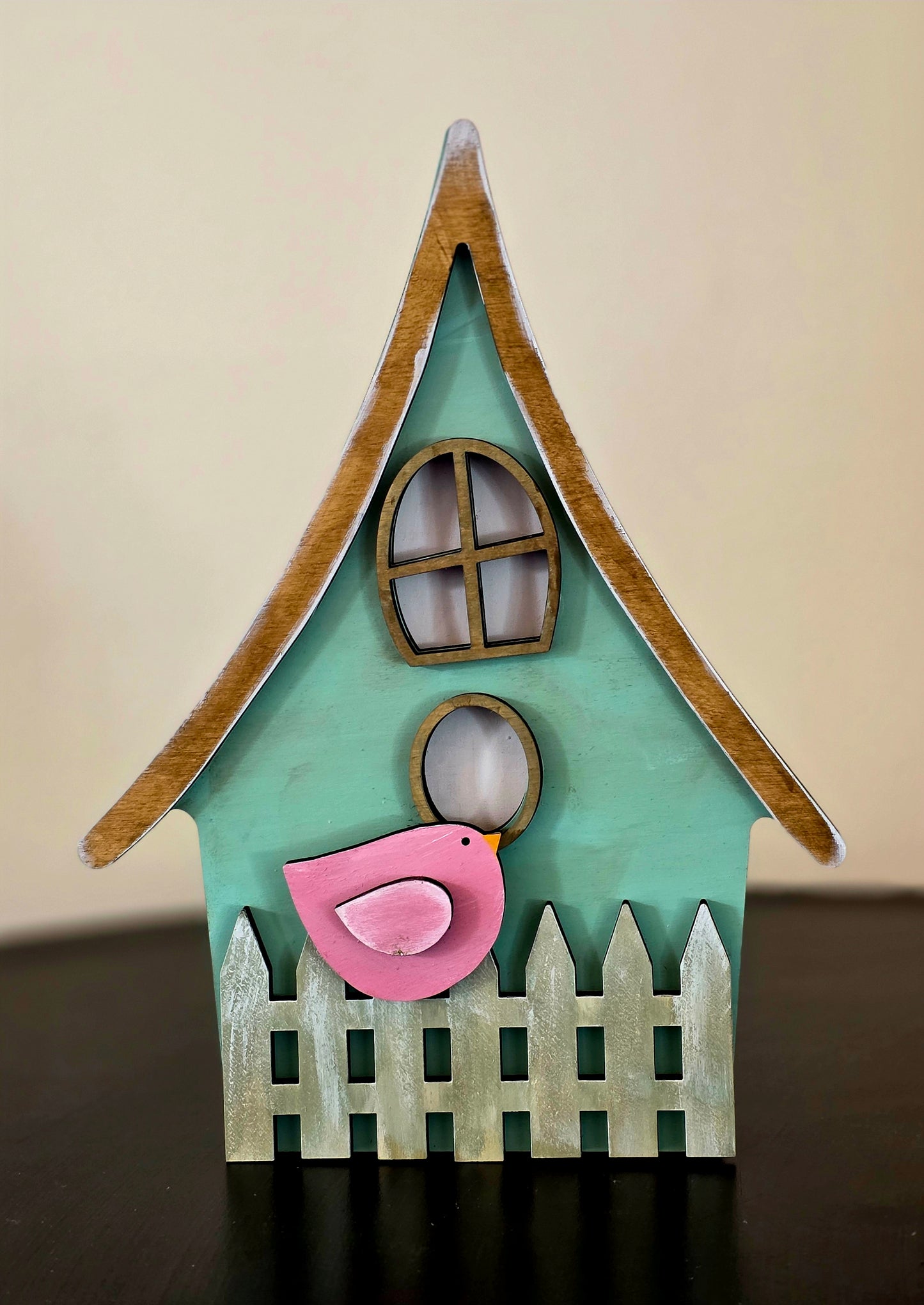 Bird House Sitter