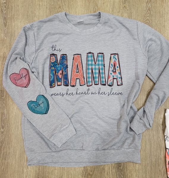 She Wears her Heart CREWNECK